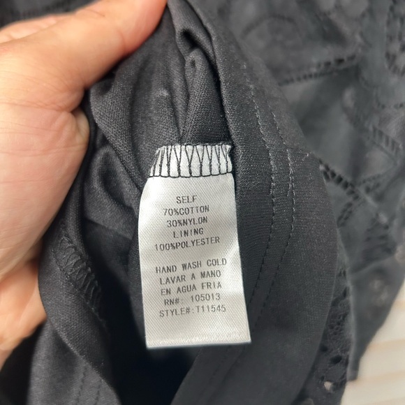 ANDREE BY UNIT Black Lace Blouse - Picture 3 of 7